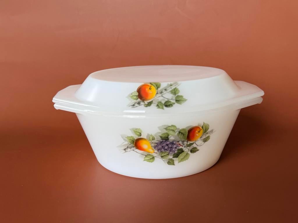 Vintage Arcopal Fruits de France Ovenschaal met Deksel, Ophalen of Verzenden