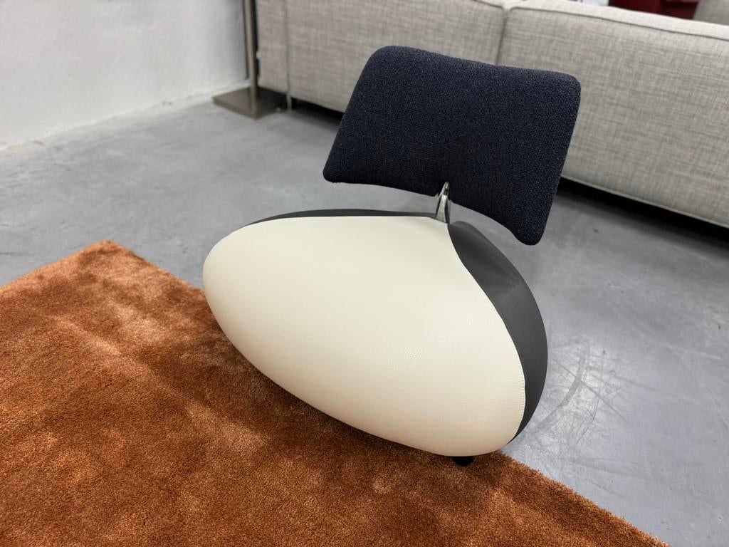 Nieuw Leolux Pallone Fauteuil Blauw stof Grijs leer Stoel, Leolux, Nieuw, Ophalen of Verzenden, 50 tot 75 cm