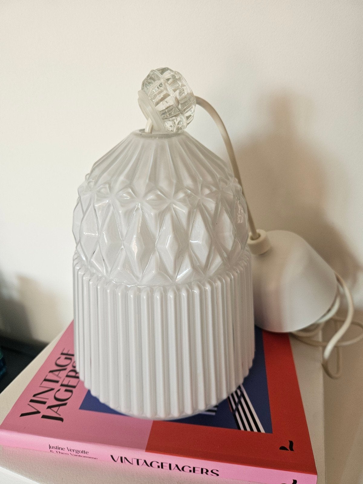 Vintage IKEA Vanadin hanglamp – wit glas – Inma Bermúdez, Glas, Ophalen of Verzenden, Zo goed als nieuw