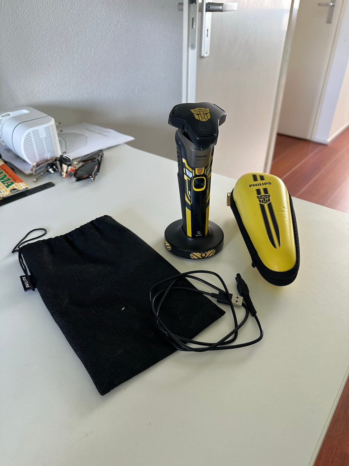 Philips S5618 Shave Bumblebee Edition - Zo goed als nieuw, Ophalen, Zo goed als nieuw, Scheren en Epileren
