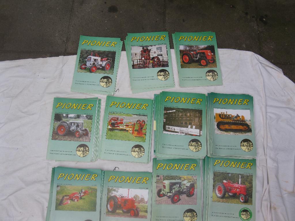 Pionier Tractormagazine 1995 2007 incompleet 70 x, Ophalen of Verzenden