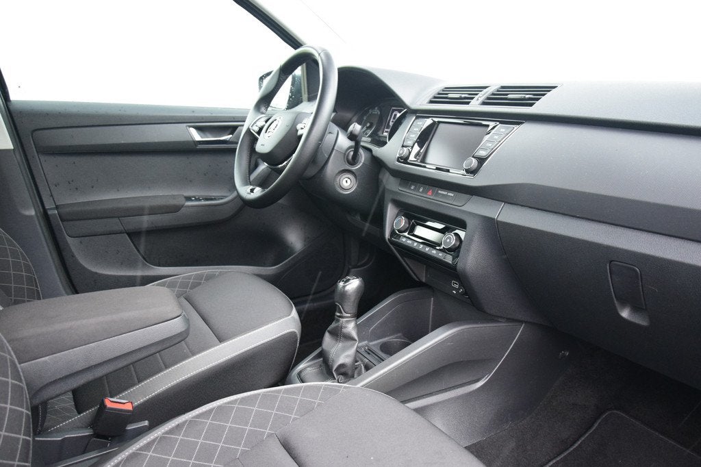 Skoda Fabia Combi 1.0 TSI Ambition Navi/Carplay Ecc Cruise P, Voorwielaandrijving, Stof, Gebruikt, 1036 kg