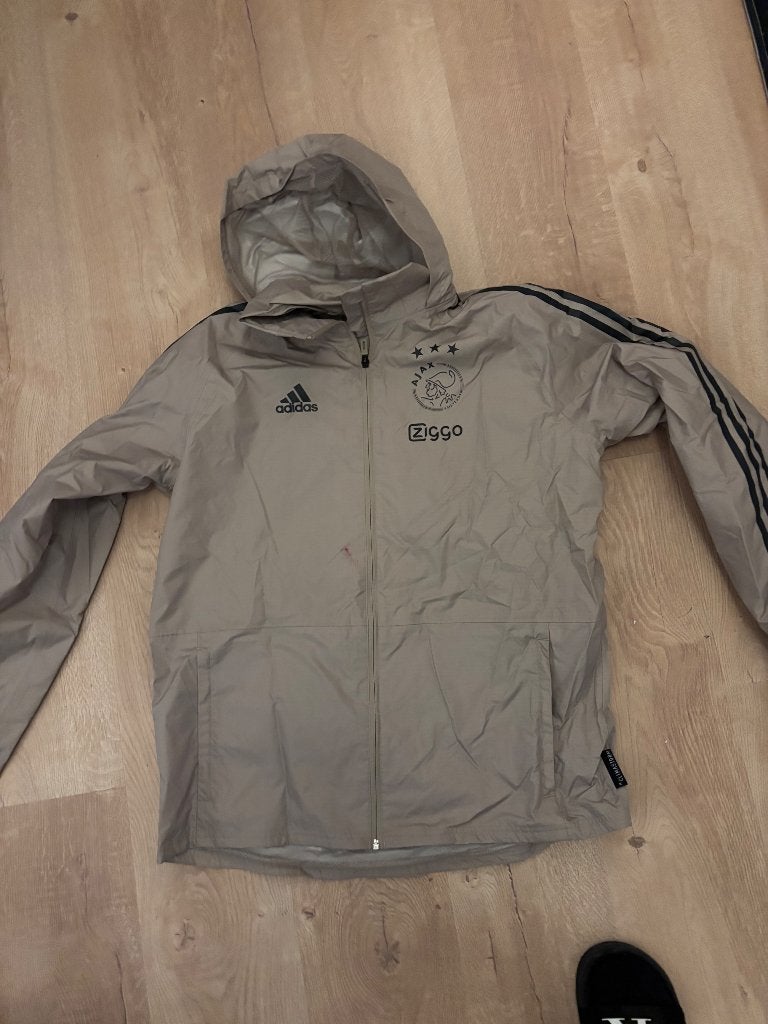 Ajax rain jacket maat L seizoen 2018/2019, Sport en Fitness, Maat L, Ophalen of Verzenden, Gebruikt, Overige typen