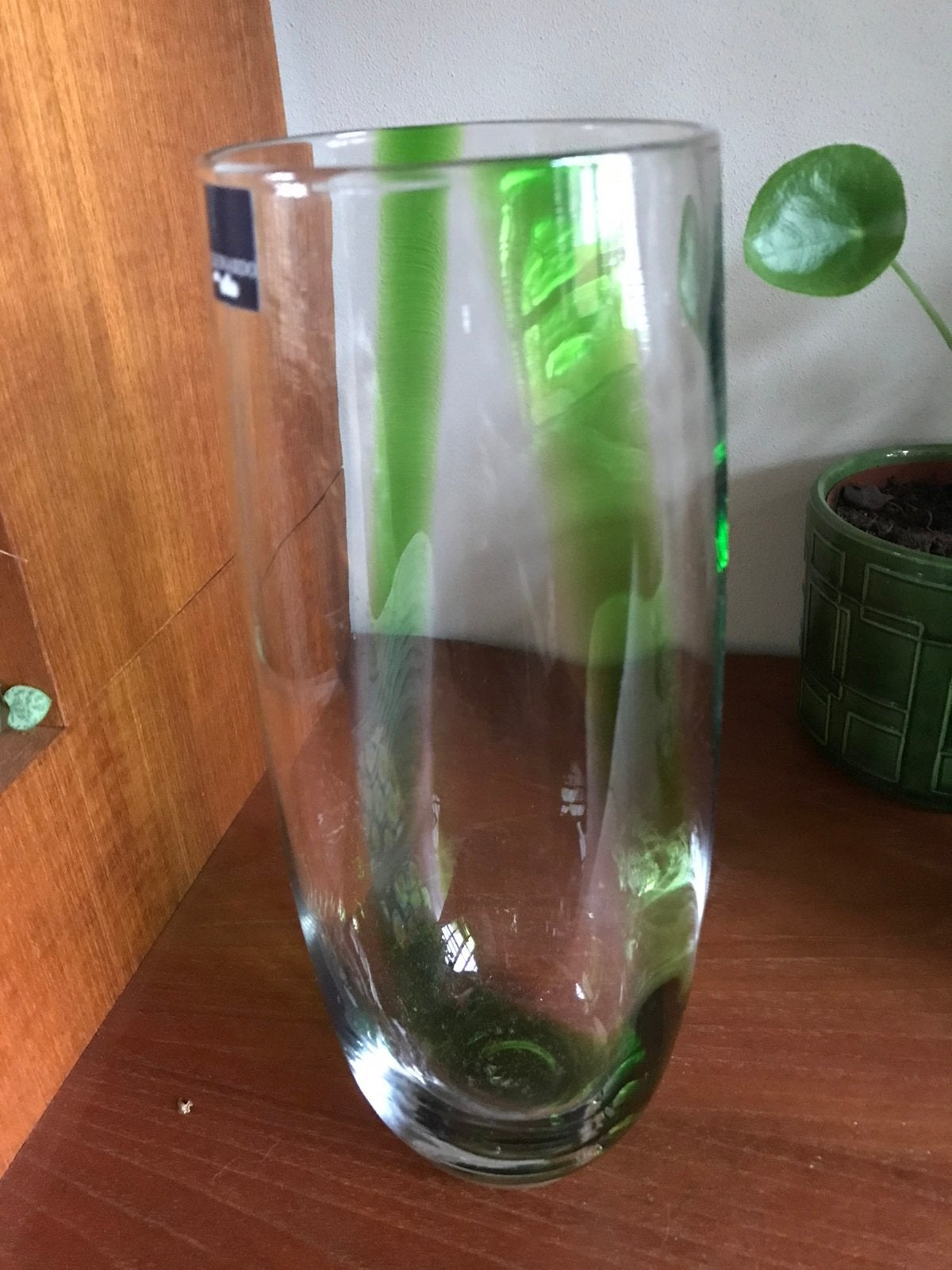 Prachtige handgeblazen Leonardo vaas met groene banen, Ophalen of Verzenden, Zo goed als nieuw, Overige kleuren, Glas