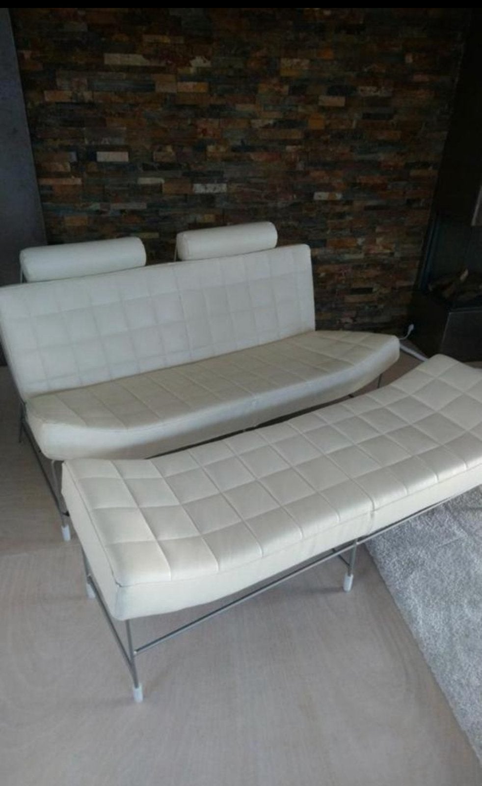 Leolux Volare 2-zitsbank met poef/hocker, crème leer, Ophalen, Minder dan 75 cm, 150 tot 200 cm, Tweepersoons
