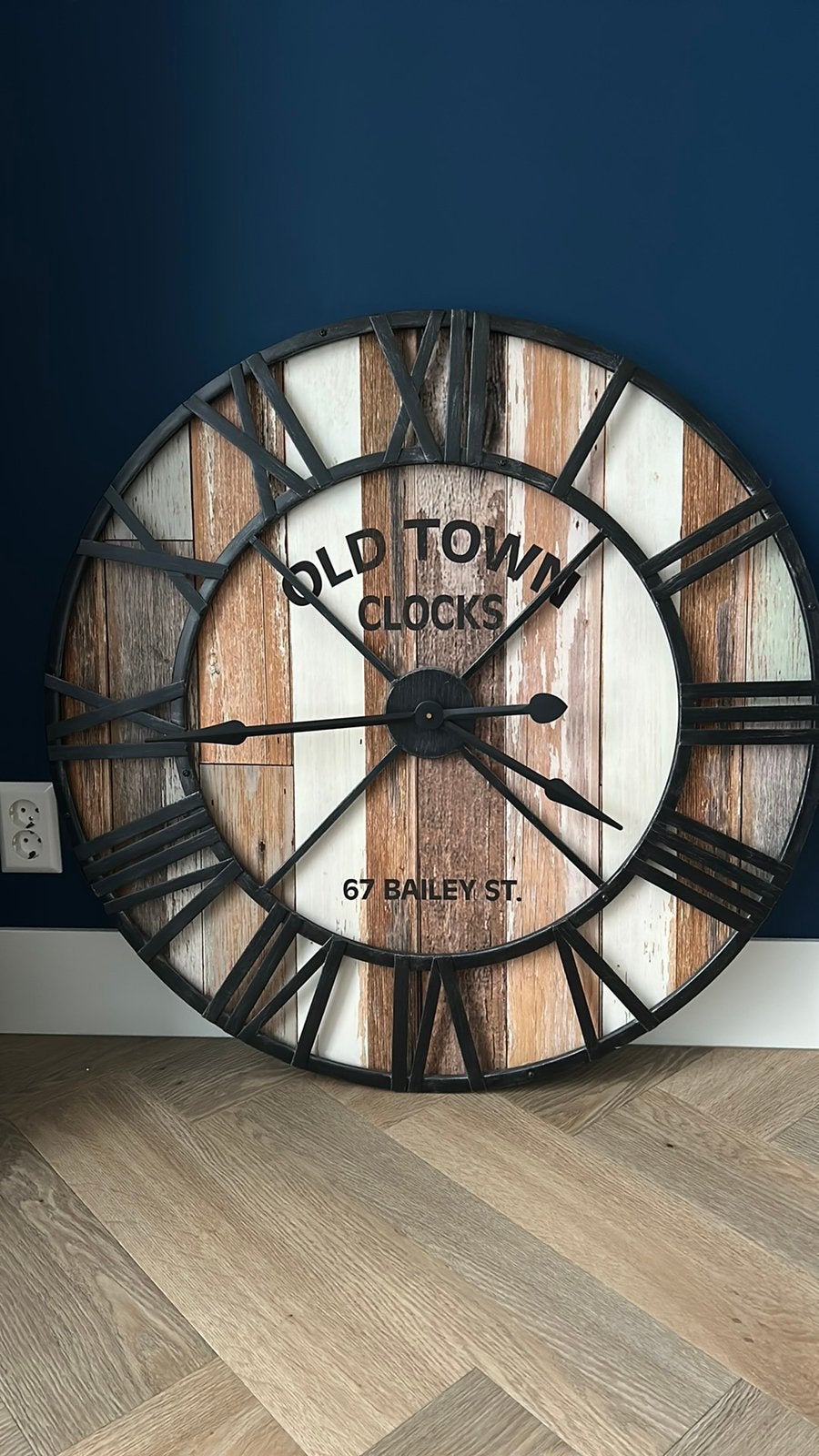 Grote Wandklok 'Old Town Clocks' Hout en Metaal, Ophalen, Zo goed als nieuw, Wandklok