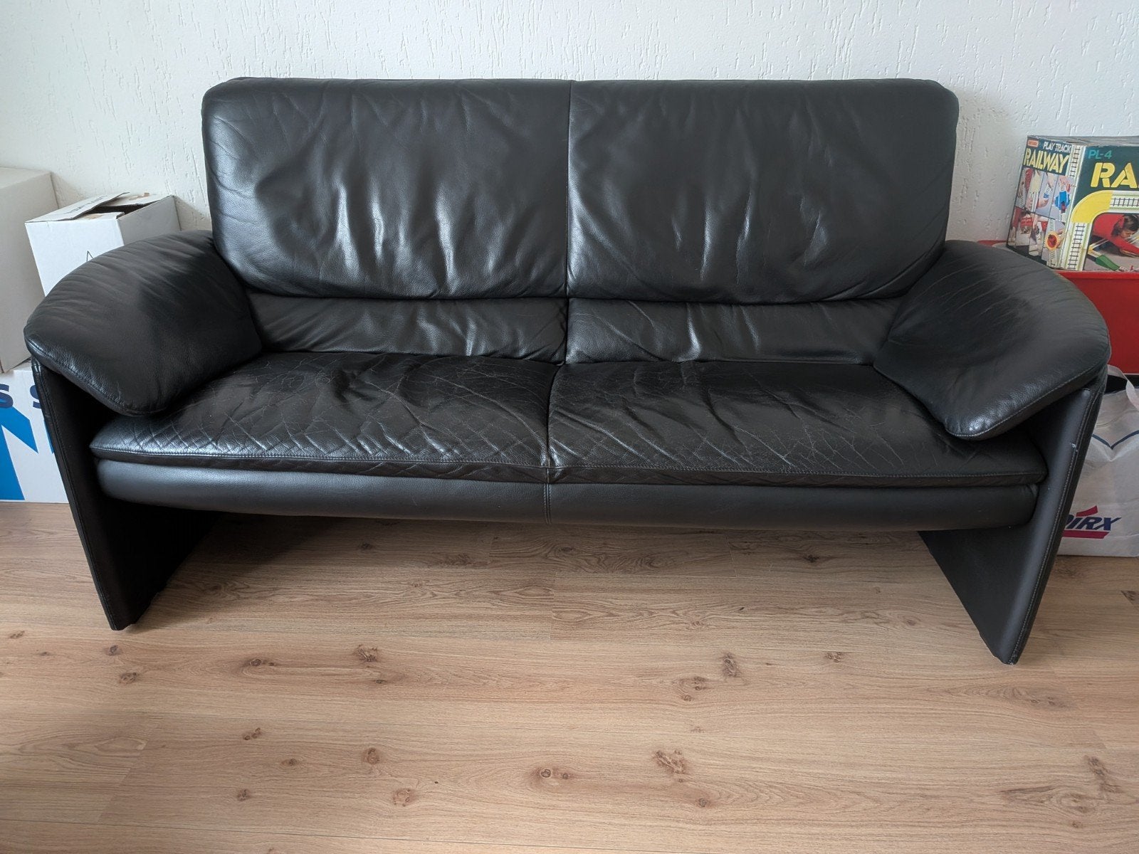 Leolux Bora Beta bank – gratis af te halen, Huis en Inrichting, Ophalen, Gebruikt, 150 tot 200 cm, Tweepersoons