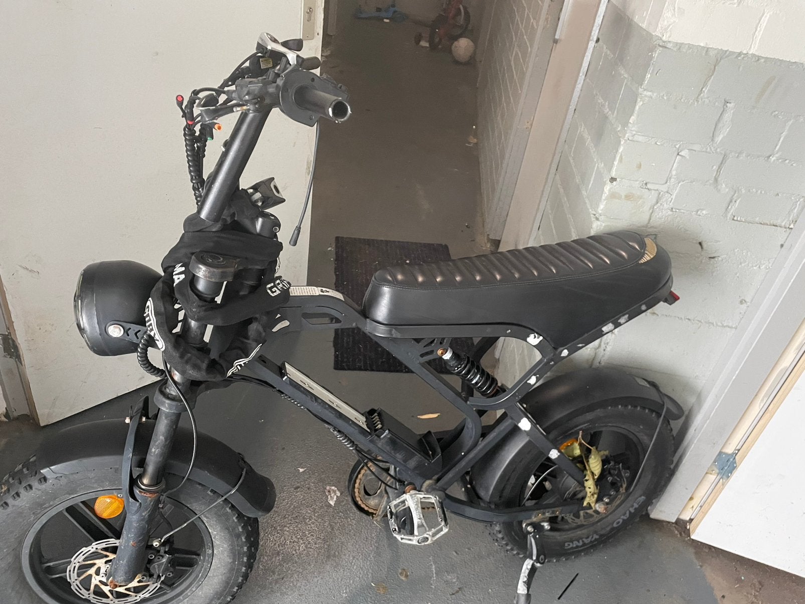 V20 mini, Fietsen en Brommers, Ophalen of Verzenden, Zo goed als nieuw