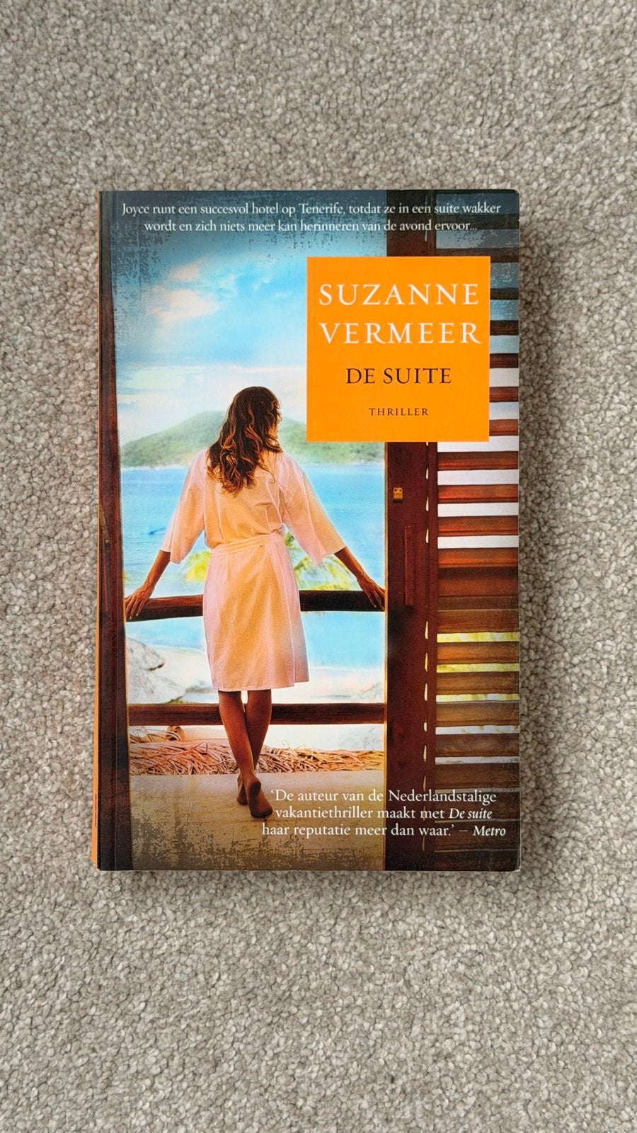 Suzanne Vermeer - De Suite (Thriller), Boeken, Thrillers, Ophalen of Verzenden, Gelezen, Nederland