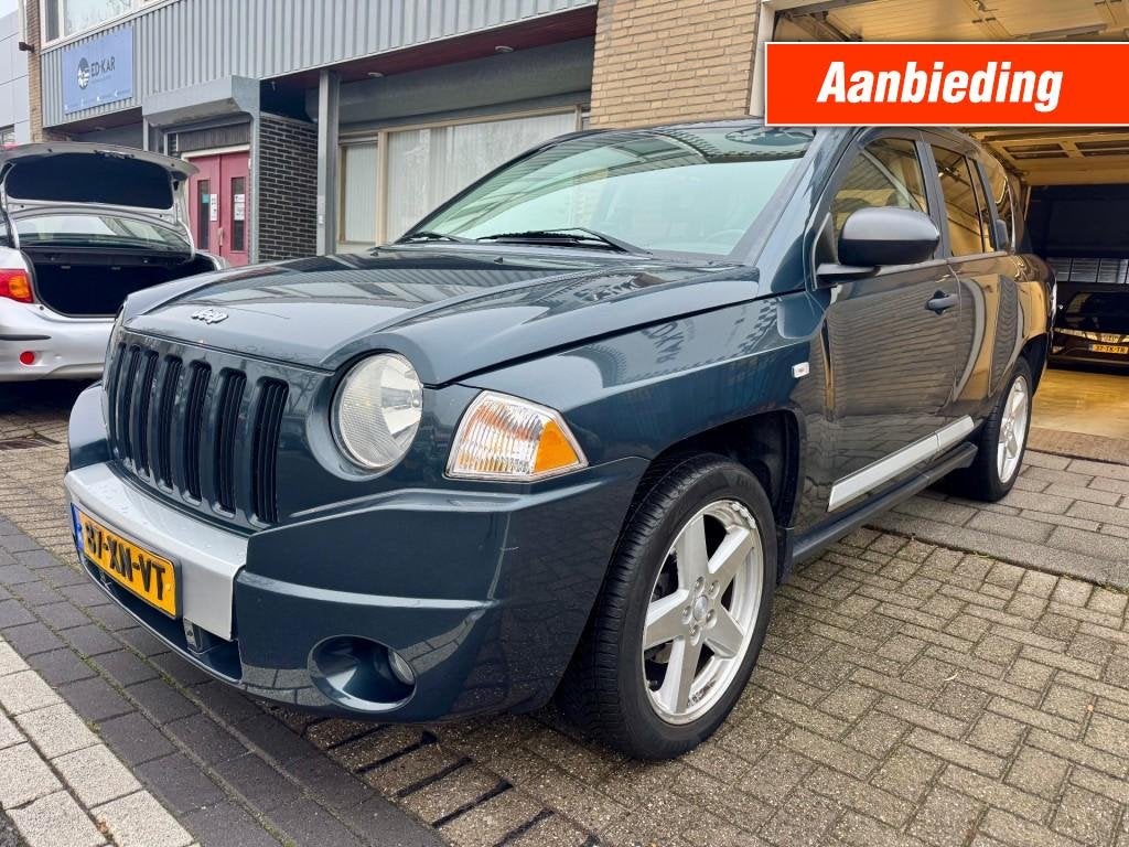 Jeep COMPASS 2.4 Limited 4WD AUT LEER DAK NETTE AUTO  NAP AP, Automaat, 450 kg, Gebruikt, 4 cilinders