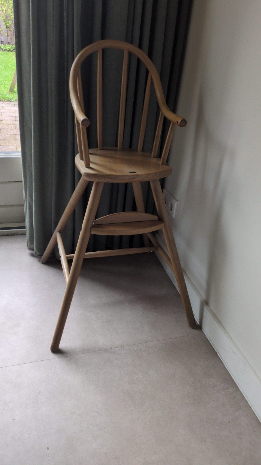 Houten hoge kinderstoel, Kinderen en Baby's, Ophalen, Gebruikt, Overige typen, Aanschuifbaar