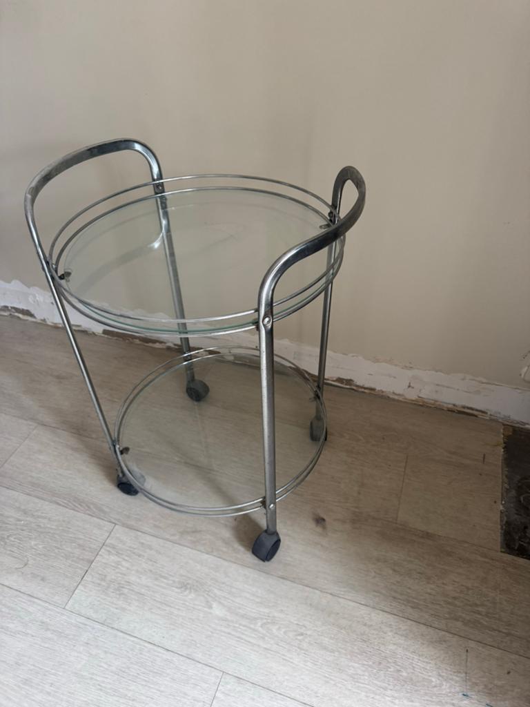 Glazen theetafel / bijzettafel op wieltjes, Minder dan 55 cm, Gebruikt, Rond, Glas