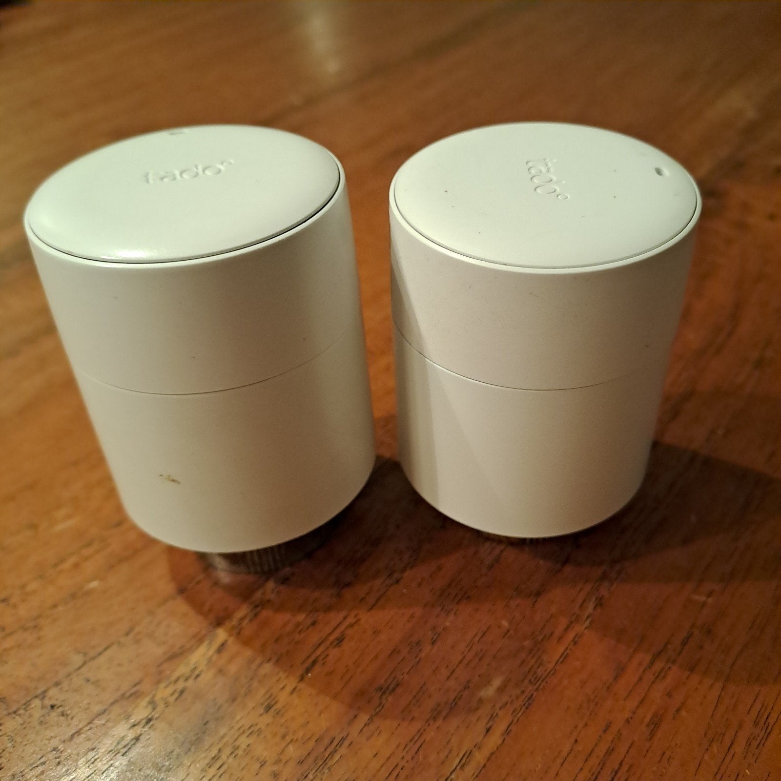 Tado knoppen 2 stuks, Ophalen, Gebruikt, Minder dan 30 cm, Overige typen