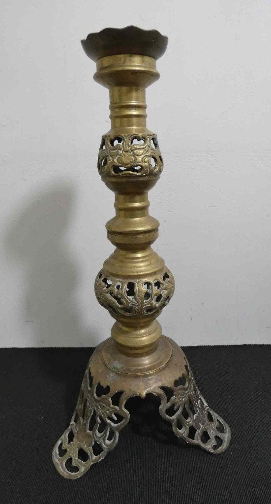 Bijzondere kandelaar [1069], Ophalen, Koper of Brons