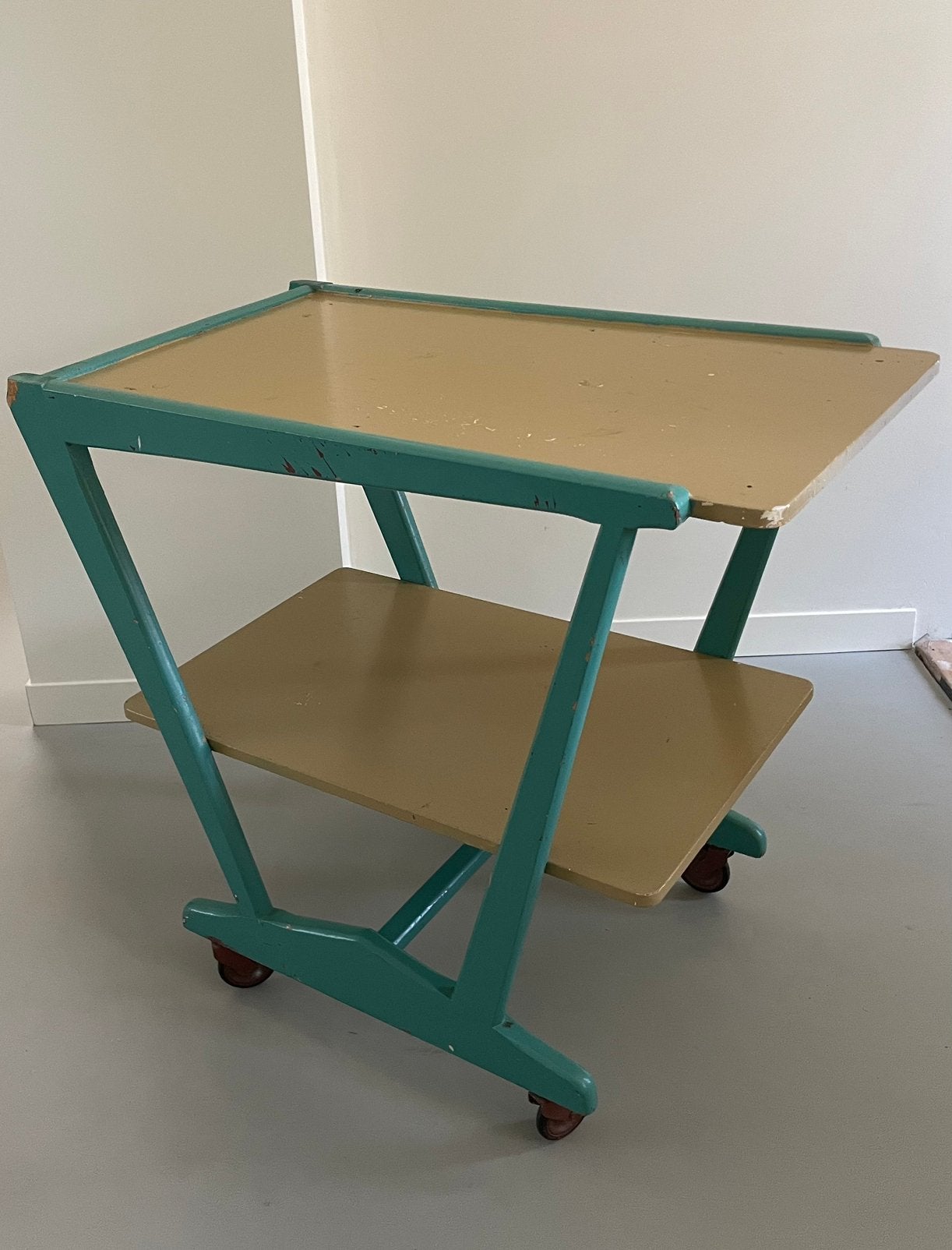 Vintage trolley hout design, Ophalen