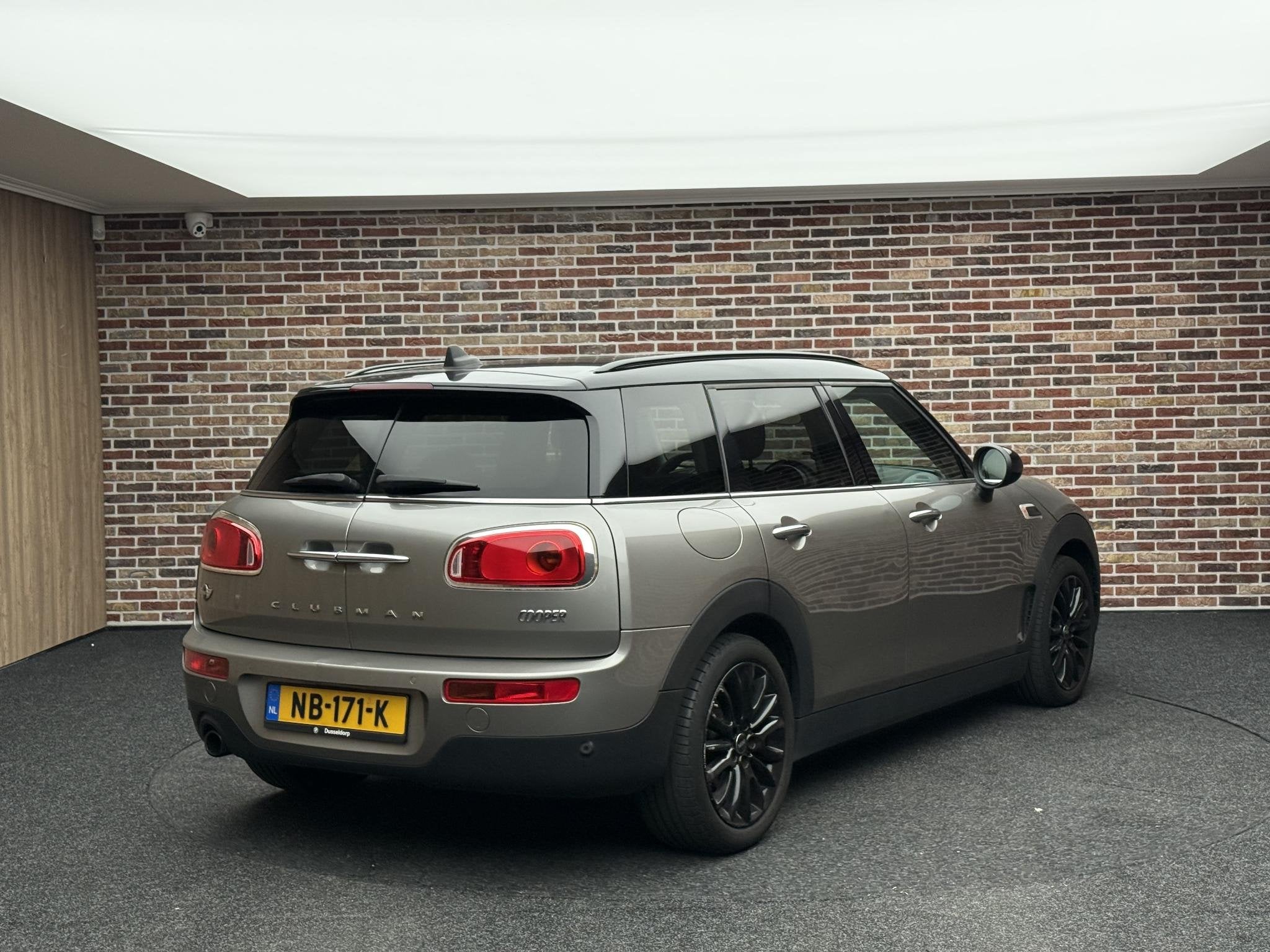 MINI Clubman 1.5 Cooper Business, Auto's, Voorwielaandrijving, Parkeersensor, Gebruikt, Origineel Nederlands