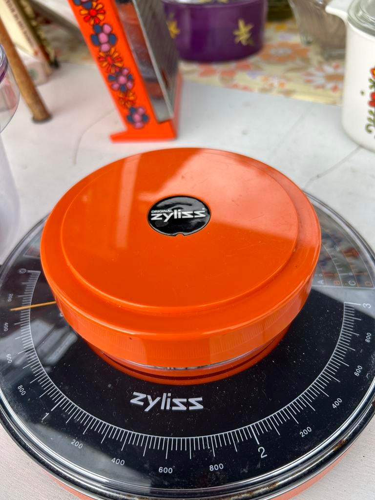Vintage Zyliss Keukenweegschaal Oranje - Uitstekende Conditi, Ophalen of Verzenden, Overige typen