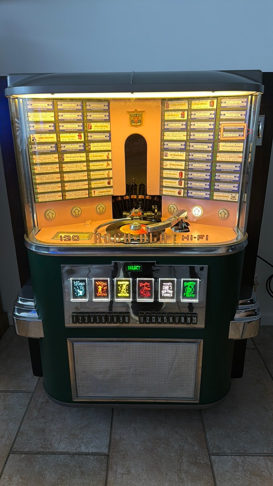 Rock ola jukebox, Verzamelen, Automaten | Jukeboxen, Ophalen, Zo goed als nieuw, 1970 tot heden, Rock Ola