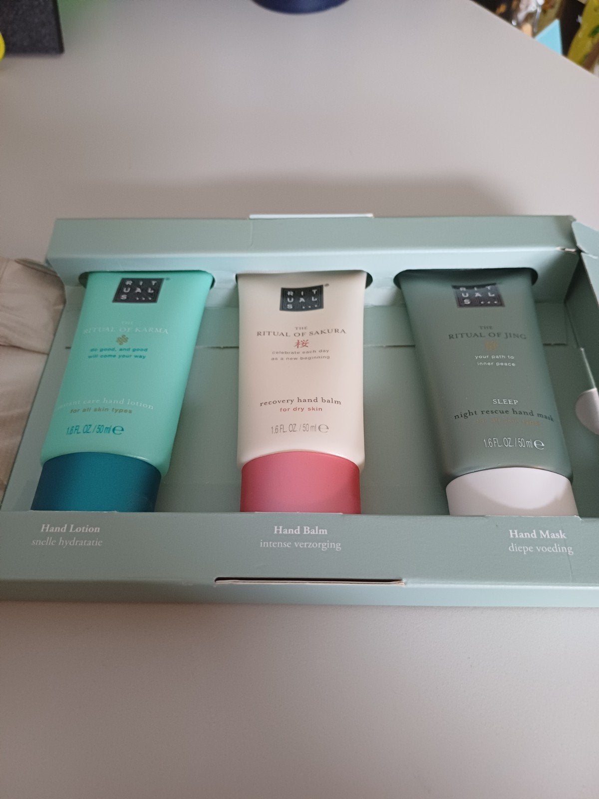 Rituals Handverzorgingsset - Karma, Sakura, Jing, Ophalen of Verzenden, Nieuw, Bodylotion, Crème of Olie