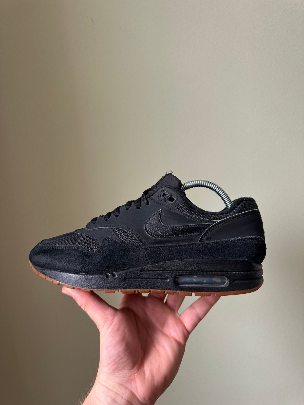 Nike Air Max 1 Black Gum / 42, Zwart, Ophalen of Verzenden, Sneakers of Gympen, Zo goed als nieuw