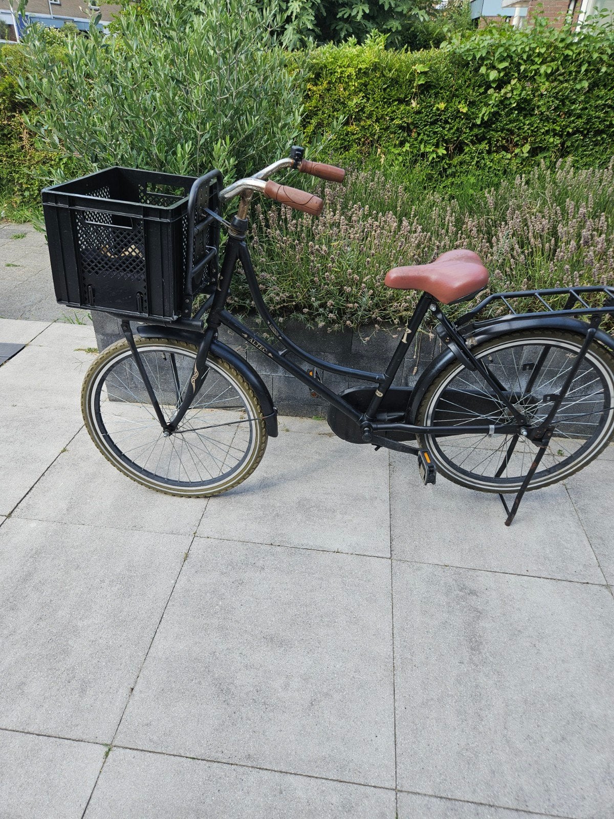 kinderfiets met voordrager en krat, Fietsen en Brommers, Gebruikt, Ophalen, Overige merken, Terugtraprem