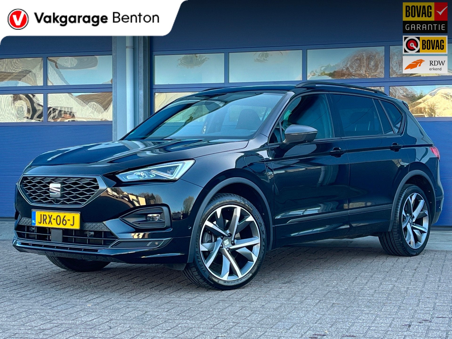Seat TARRACO 1.4 TSI e-Hybrid PHEV 245pk FR | Panoramadak |, Auto's, Stof, 4 cilinders, Zwart, Hybride Elektrisch/Benzine