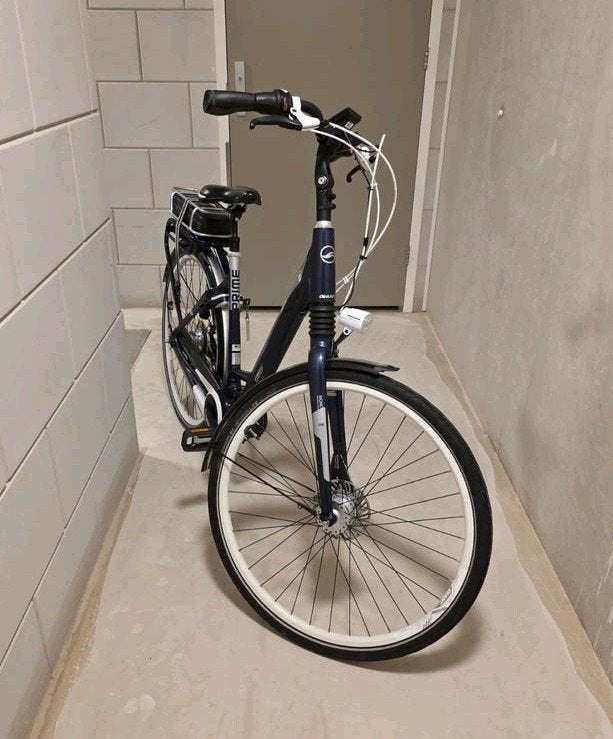 Dames Giant Prime elektrische fiets e-bike maat M lage KM, Ophalen, 30 tot 50 km per accu, Giant