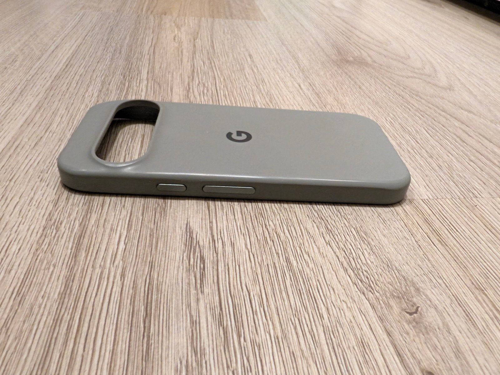 Google Pixel 9 Pro Hoesje - Grijs, Ophalen of Verzenden, Zo goed als nieuw, Hoesje of Tasje
