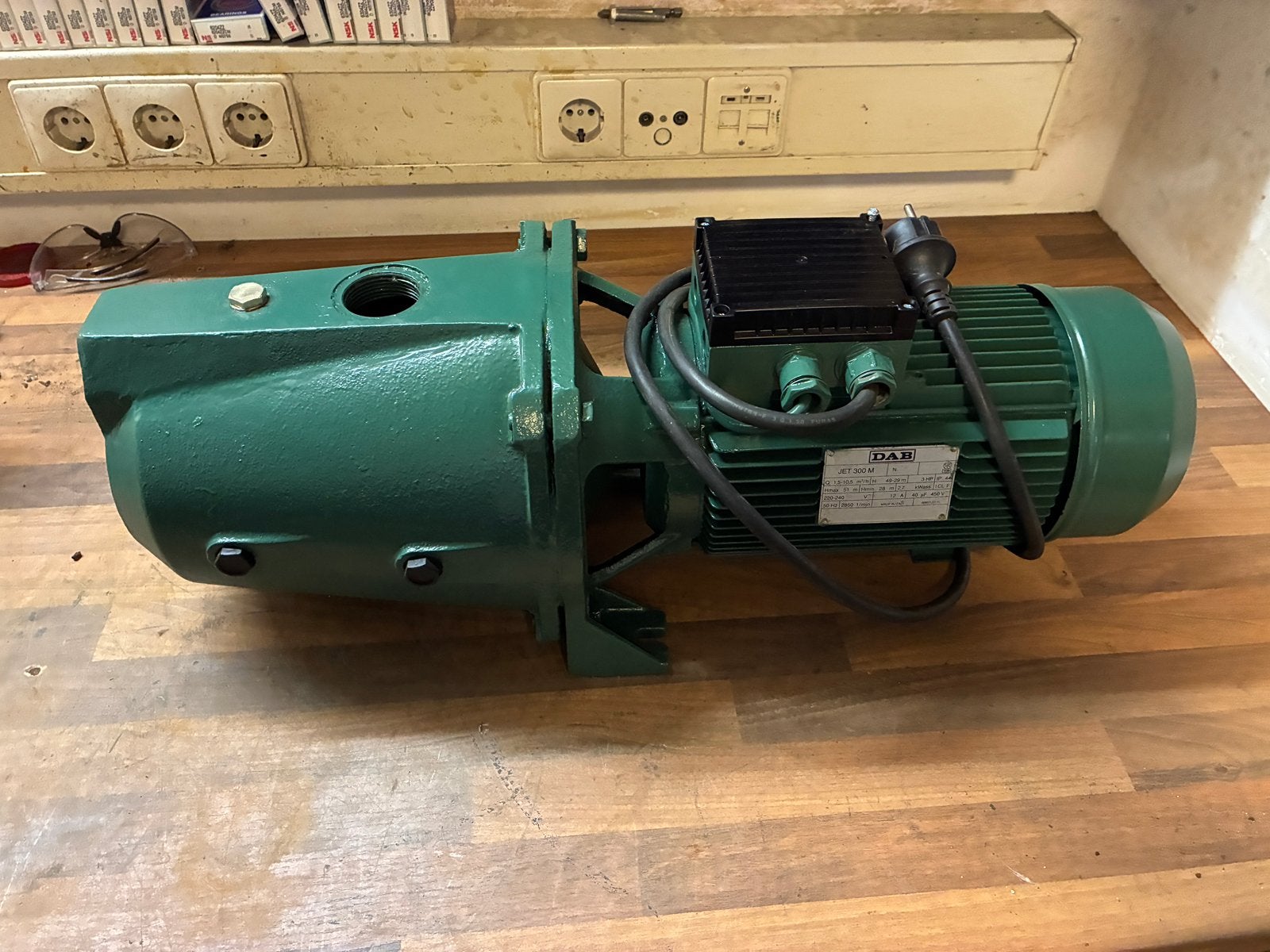 DAB JET 300m waterpomp 10.5 M3 230volt pomp, Tuin en Terras, Waterpompen, Zo goed als nieuw, Elektrisch, Beregeningspomp, Ophalen