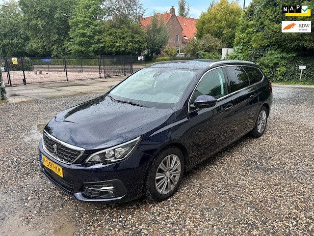 Peugeot 308 SW 1.5 BlueHDi Blue Lease Premium EXPORT PRIJS!, Voorwielaandrijving, Gebruikt, 4 cilinders, Blauw