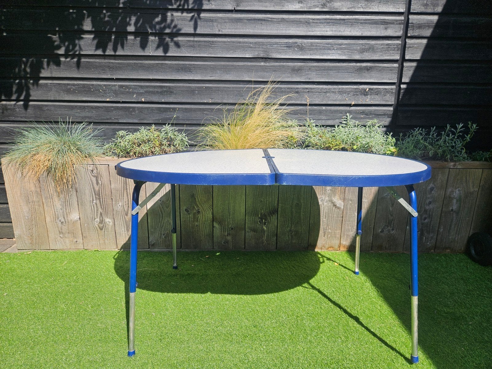 Crespo campingtafel - klaar voor een nieuw avontuur, Ophalen, Gebruikt, Campingtafel