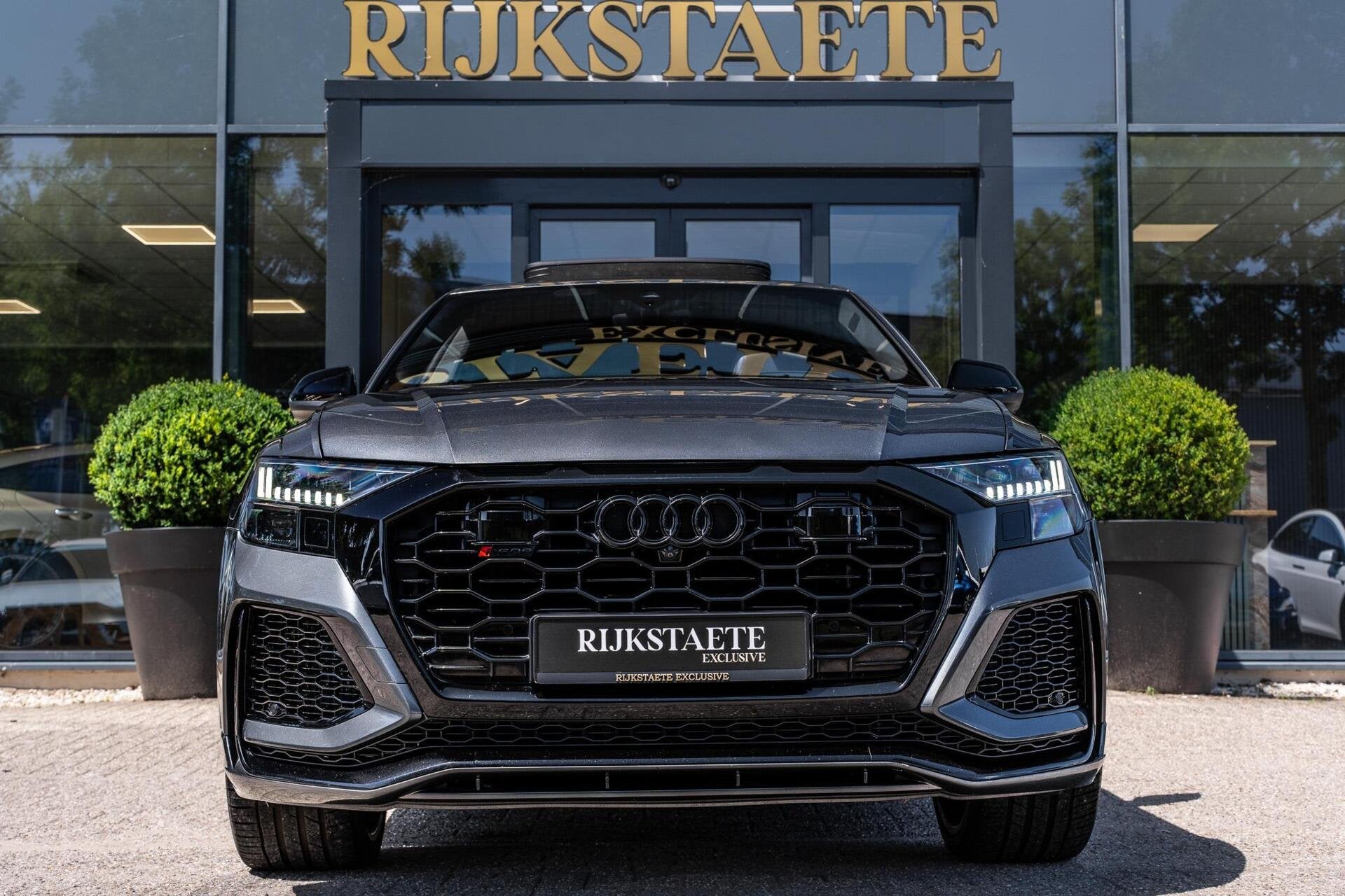 Audi RS Q8 4.0 TFSI RSQ8 Quattro|PANO|B&O|360|23'|KERAMISC, Gebruikt, 600 pk, Leder, Vierwielaandrijving