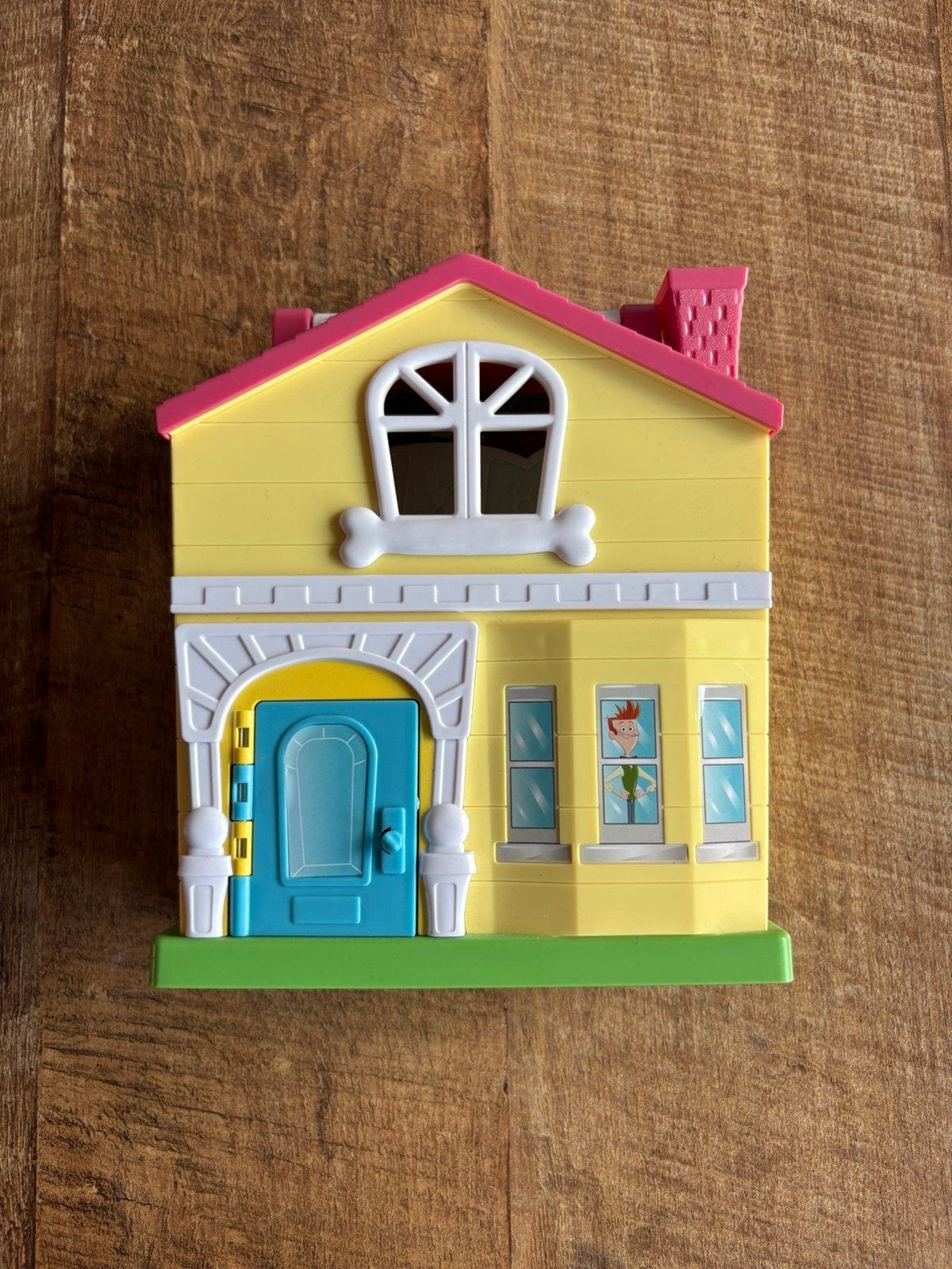 Hondenslee huisje met twee hondjes, Ophalen of Verzenden, Zo goed als nieuw, Poppenhuis