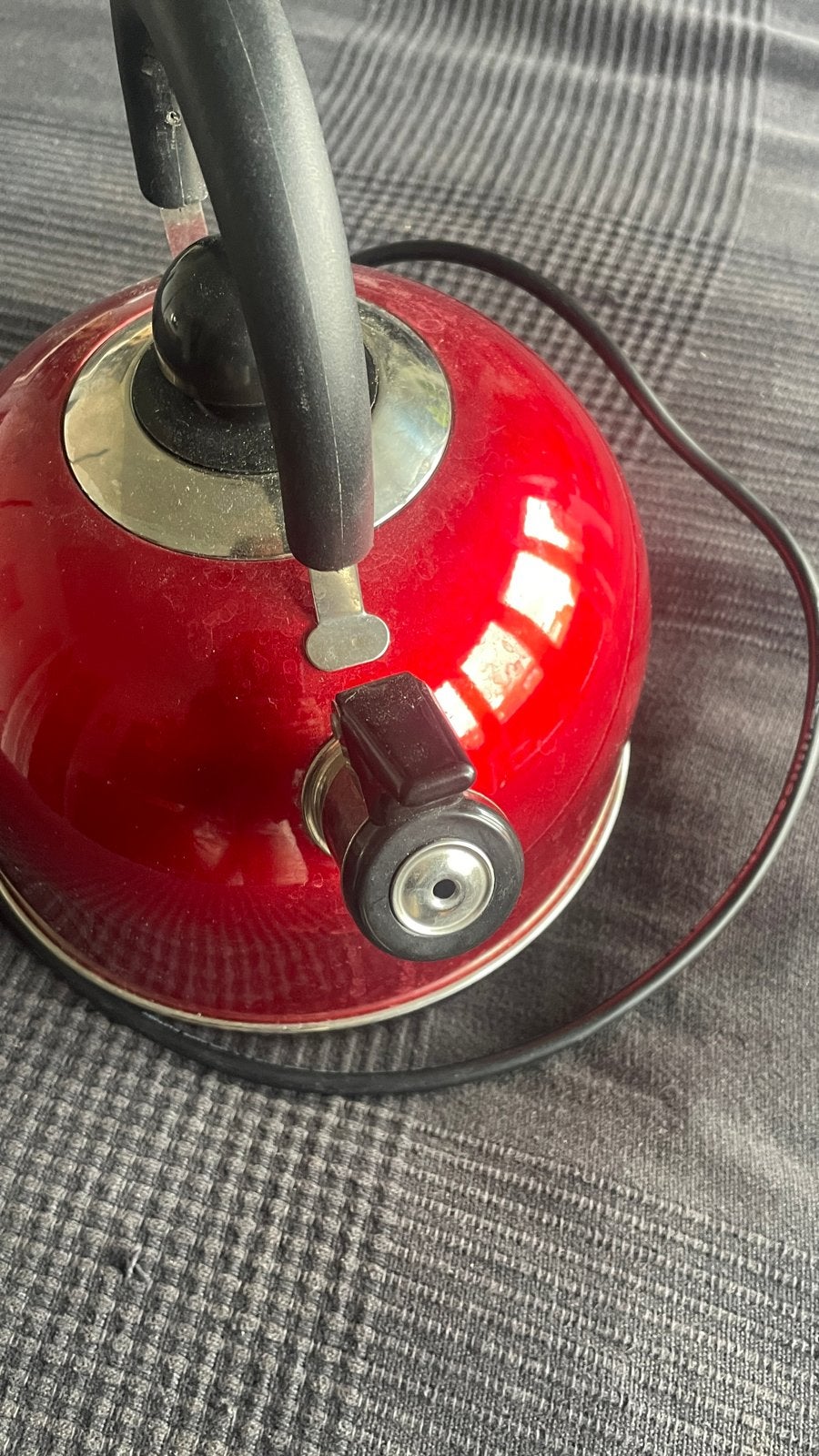 Rode waterkoker - Gebruikt, 1 tot 2 liter, Ophalen of Verzenden, Gebruikt