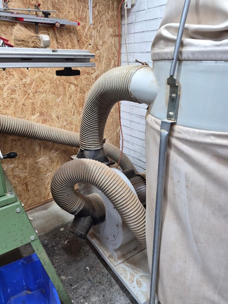 Stofafzuiger / Afzuiginstallatie voor zaagmachine, Doe-het-zelf en Verbouw, Gereedschap | Overige machines, Ophalen, Gebruikt