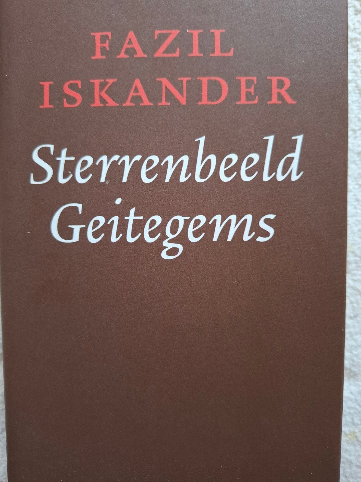 Fazil Iskander - Sterrenbeeld Geitegems (satirische roman), Ophalen of Verzenden, Zo goed als nieuw, Fazil Iskander, Europa overig