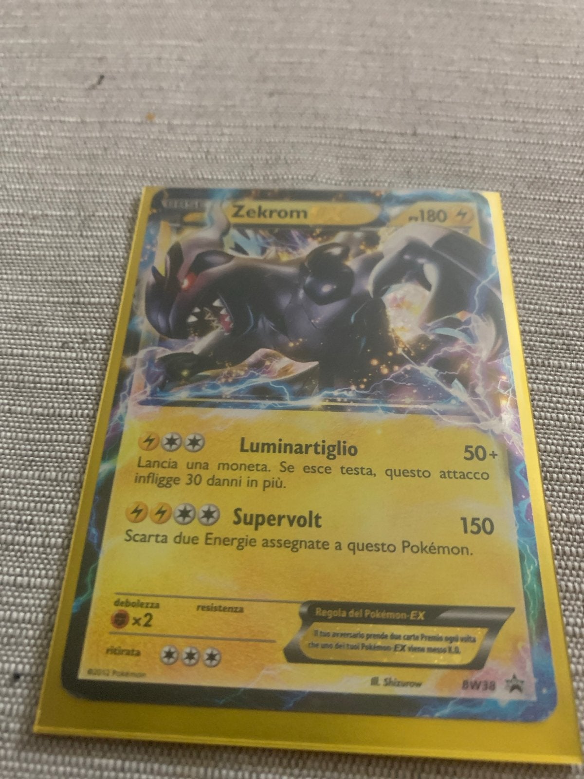 Zekrom Pokémon Kaart - Italiaanse Editie, Ophalen, Gebruikt, Losse kaart, Foil