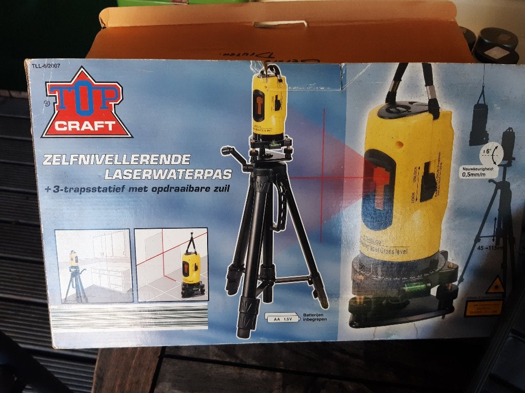 Laserwaterpas, Doe-het-zelf en Verbouw, Ophalen, Nieuw