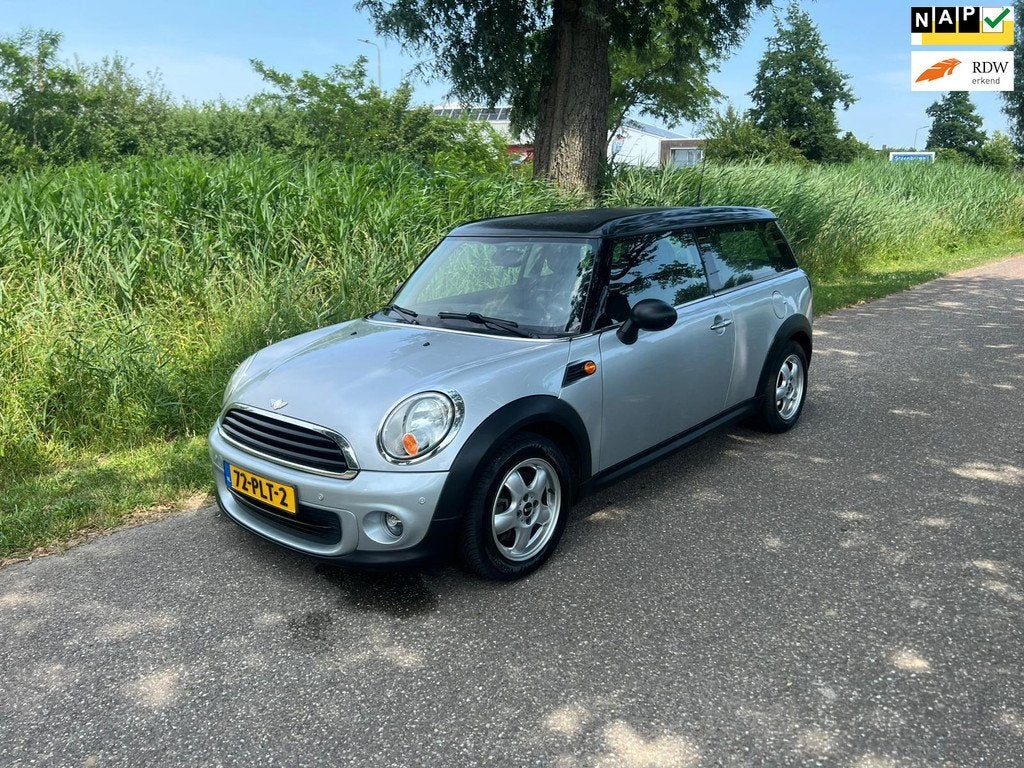 Mini Clubman 1.6 One Business Line Airco Cruise Navi Pdc Voo, Auto's, Voorwielaandrijving, Euro 5, Stof, Gebruikt