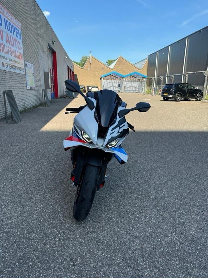 BMW S1000RR - Zo goed als nieuw! Volledig dealer onderhouden, Occasion, Handvatverwarming, 4 cilinders, Motorrijbewijs A