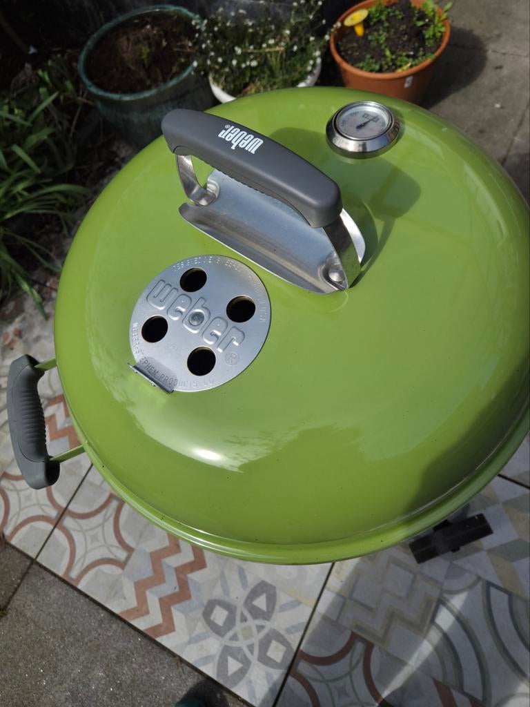 Weber barbecue 47 cm groen met hoes, Tuin en Terras, Houtskoolbarbecues, Ophalen