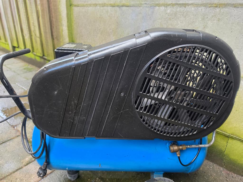 Te koop; Abac Compressor 50L, Ophalen, Gebruikt, 6 tot 10 bar, 25 tot 100 liter