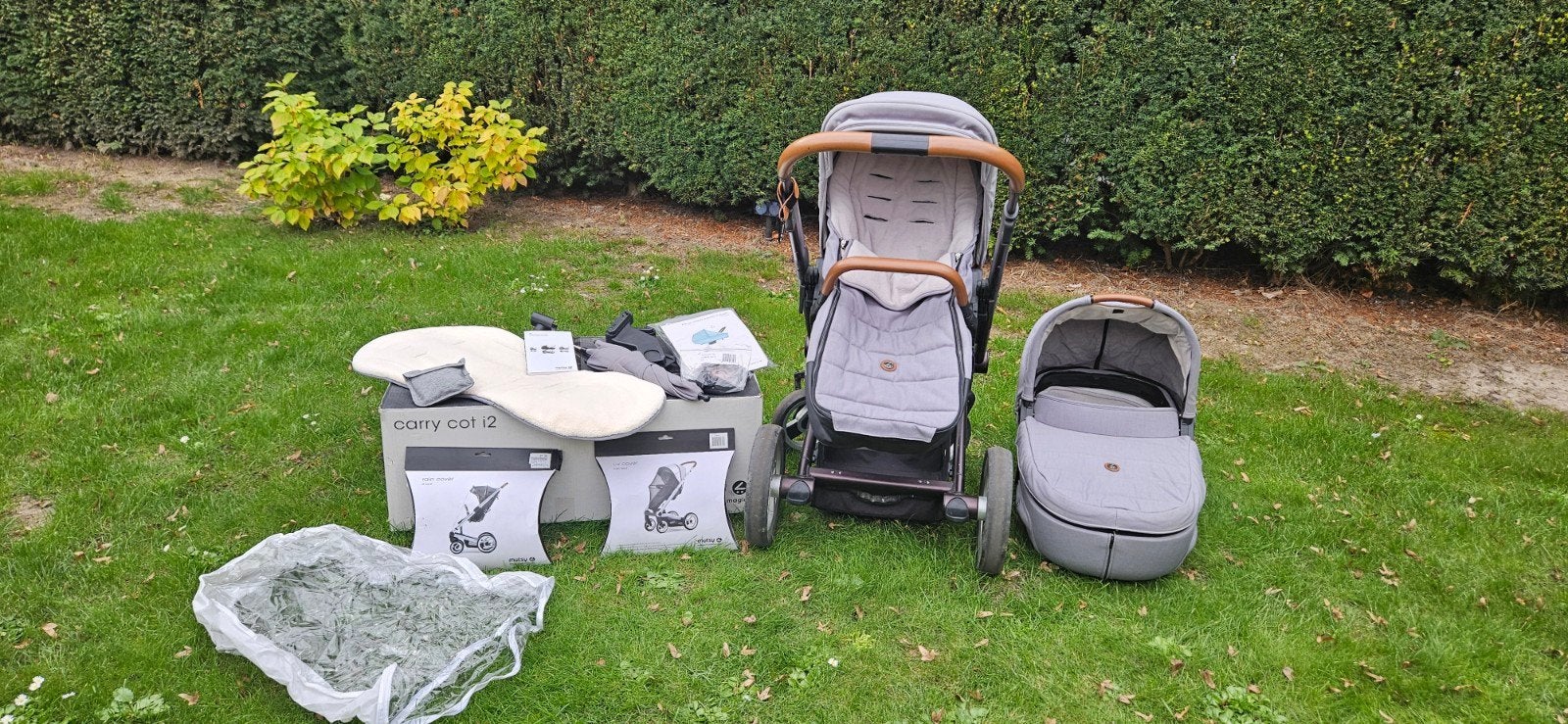 Mutsy i2 3-in-1 Kinderwagen - Complete Set, Kinderen en Baby's, Ophalen, Zo goed als nieuw, Combiwagen, Met autostoeltje