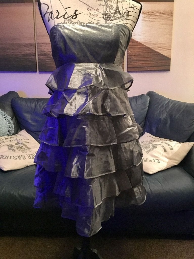 Mooie zilveren jurk strapless Reiss - UK8 XS, Reiss, Ophalen of Verzenden, Zo goed als nieuw, Knielengte