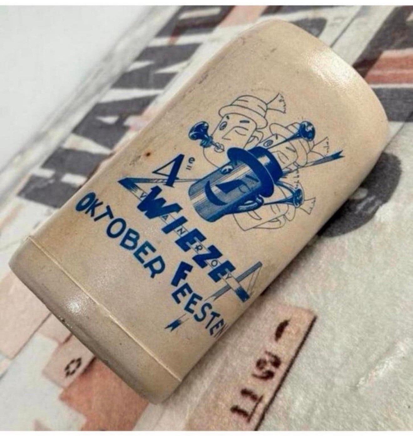 Vintage Wieze bierpot bierpul bier pot 1 Liter steen oktober, Verzamelen, Ophalen of Verzenden, Zo goed als nieuw, Pul(len), Overige merken