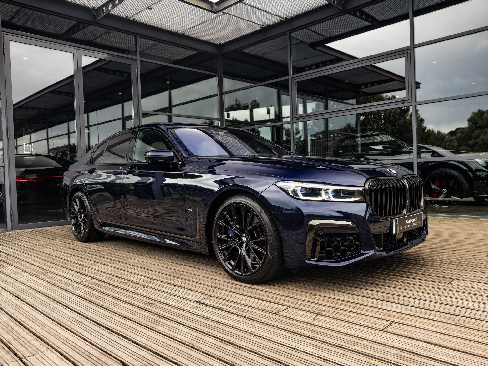 BMW 7-serie 750i xDrive High Executive | M-SPORT | TANSANITB, 12 maanden, Gebruikt, 530 pk, Sedan