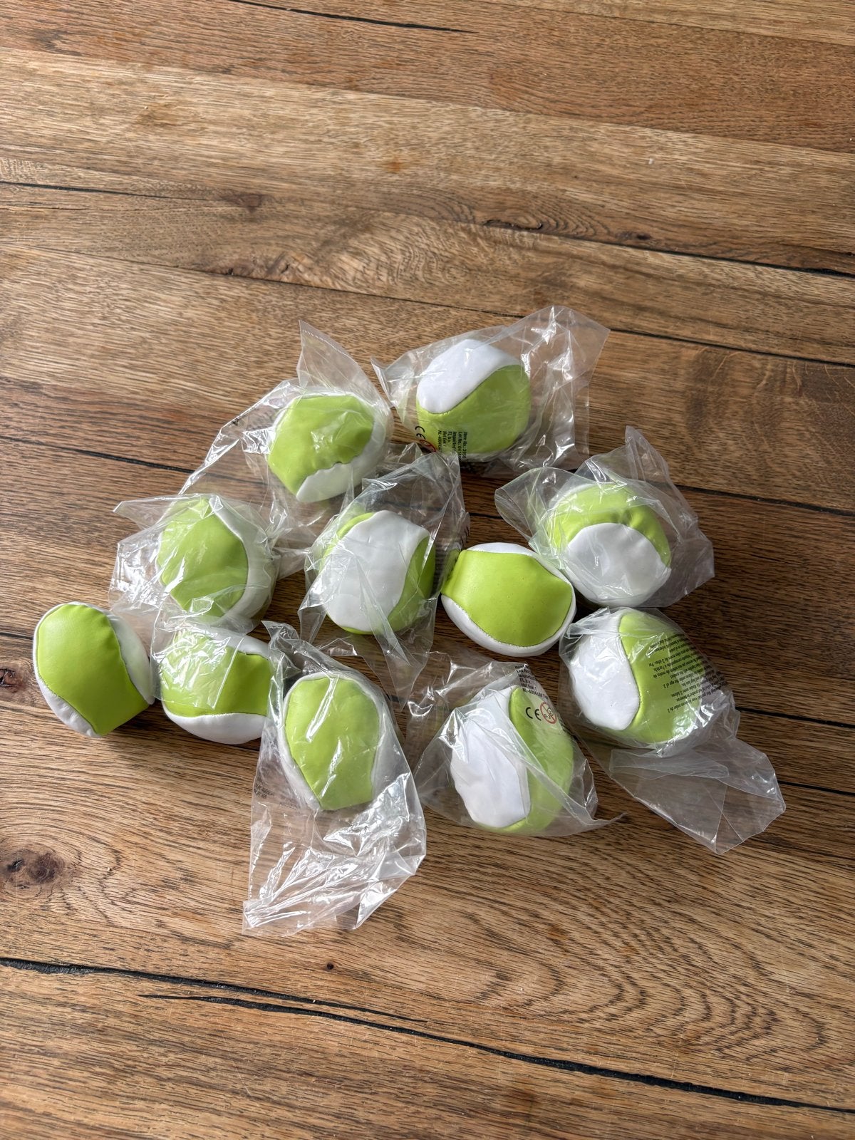 Set van 11 Nieuwe Jongleerballen - Groen/Wit, Ophalen of Verzenden, Nieuw, Jongen of Meisje