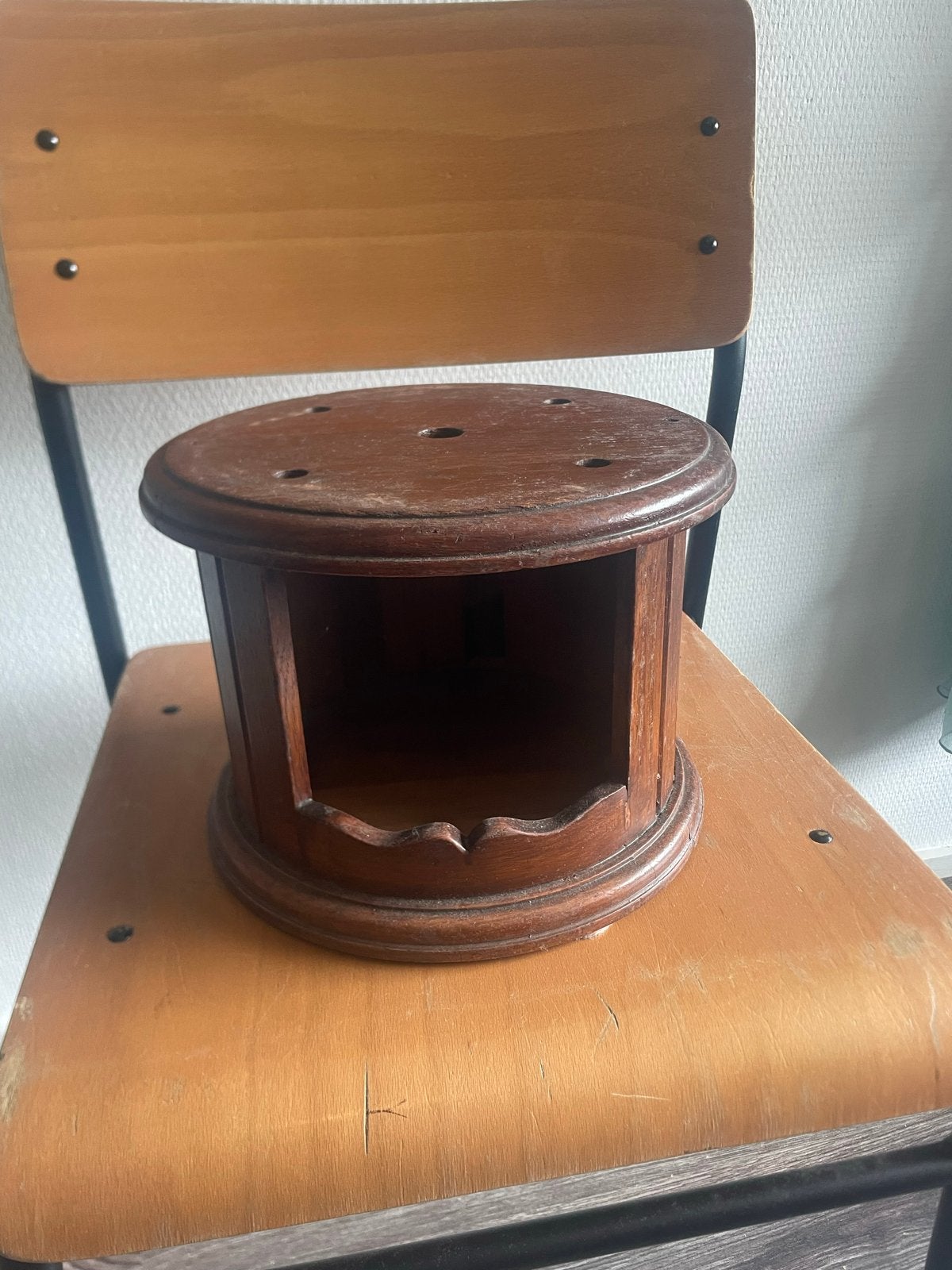 Antieke Houten Ronde Voetenstoof - Decoratief & Functioneel, Ophalen of Verzenden