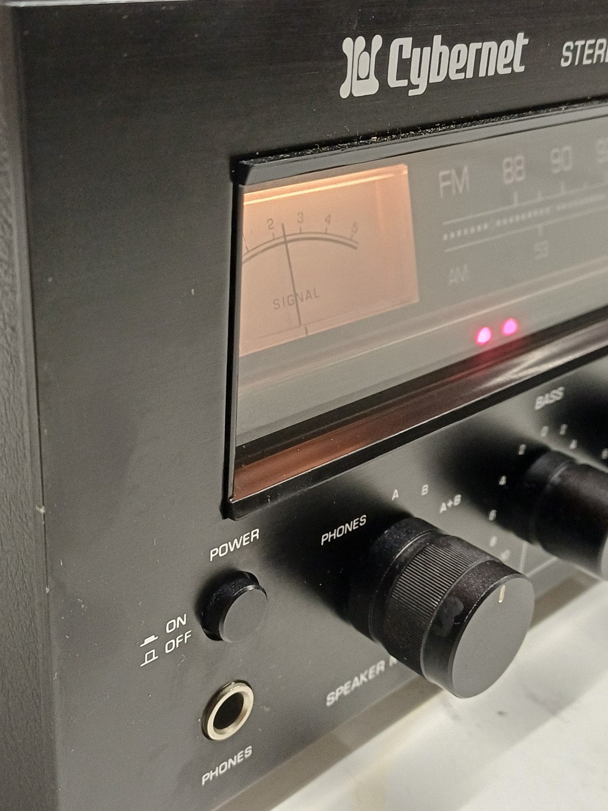 Cybernet CR-40 Stereo Receiver - Zeer Goede Staat, Ophalen of Verzenden, Gebruikt, Overige merken, Losse componenten
