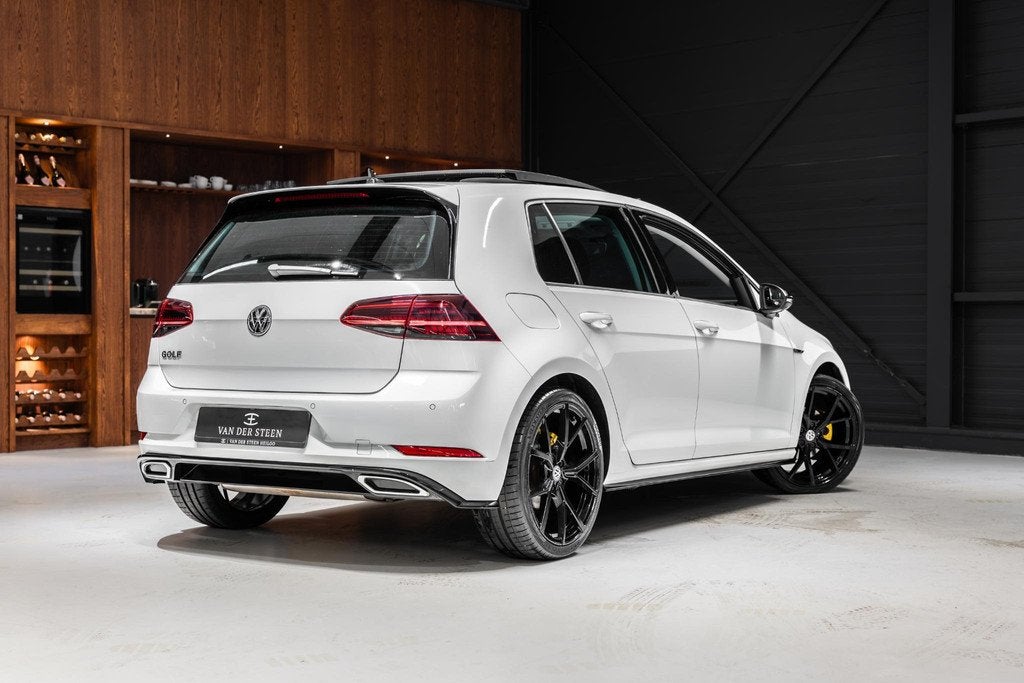 Volkswagen Golf 1.0 TSI Highline R Line | Schuifdak, Wit, Bedrijf, Handgeschakeld, Golf